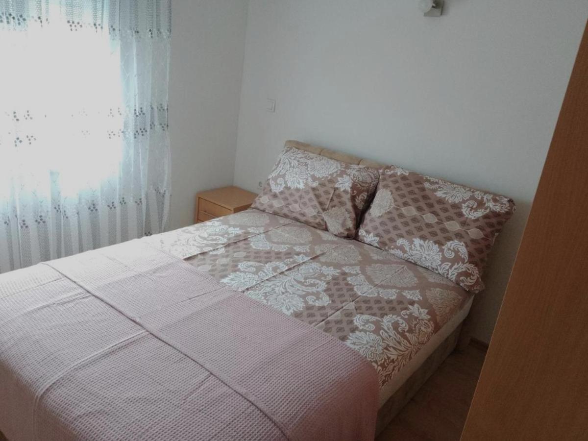 Apartman Josipa ペロイ エクステリア 写真