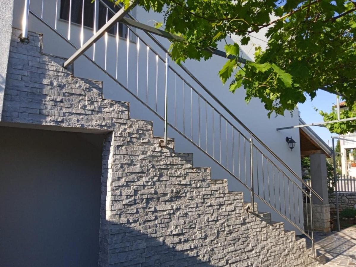 Apartman Josipa ペロイ エクステリア 写真