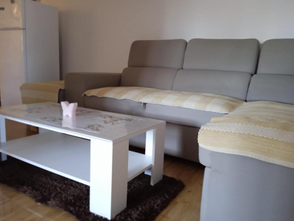 Apartman Josipa ペロイ エクステリア 写真